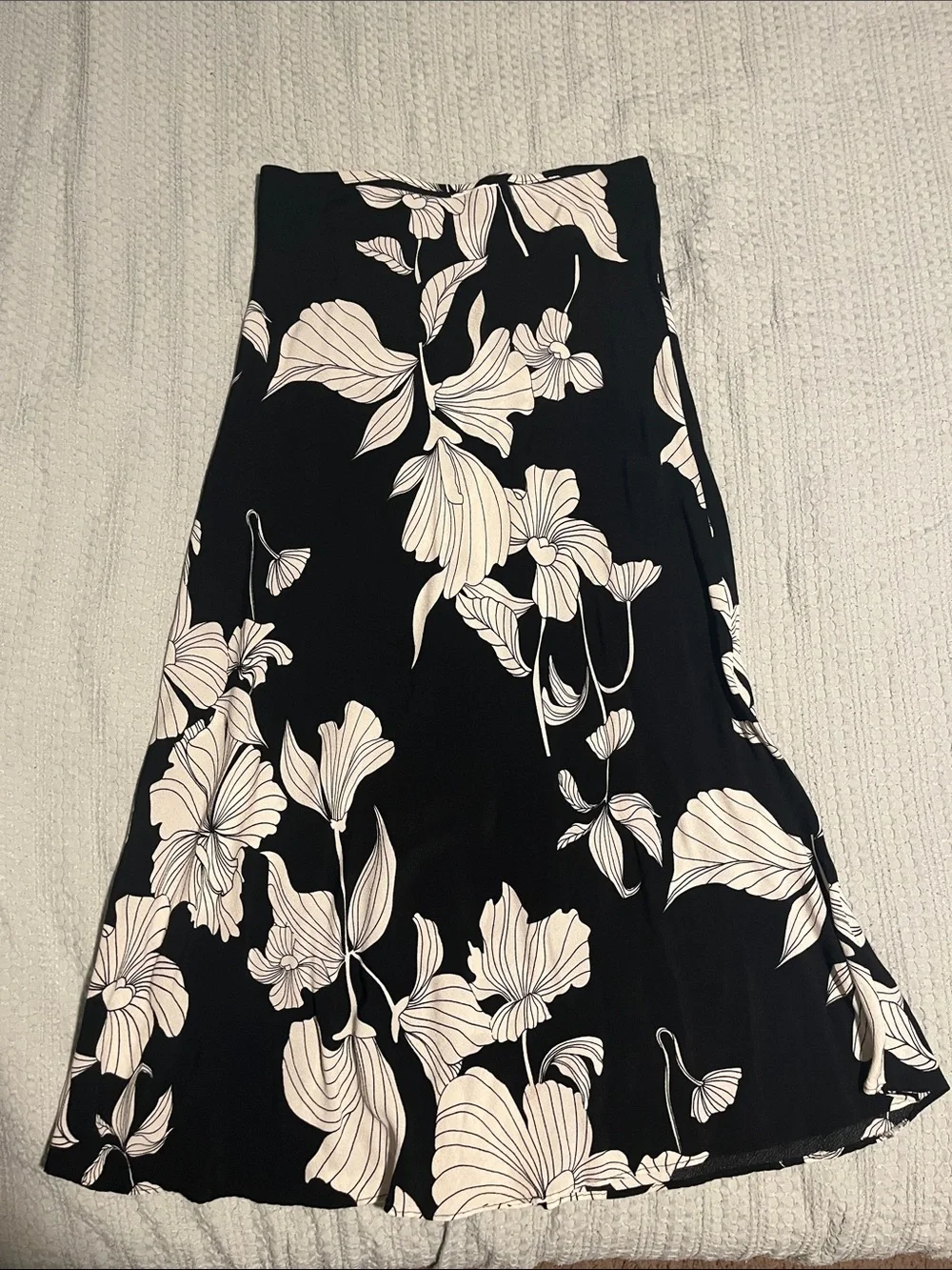 H&M Black A-Line Skirt with Ivory Floral Print